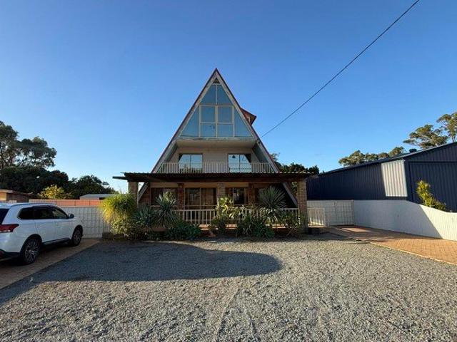 House for rent in Leeman, Western Australia