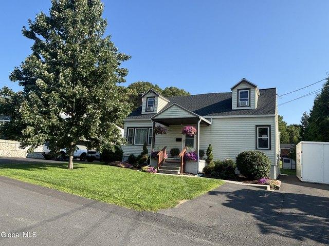 House for sale in Rensselaer, New York
