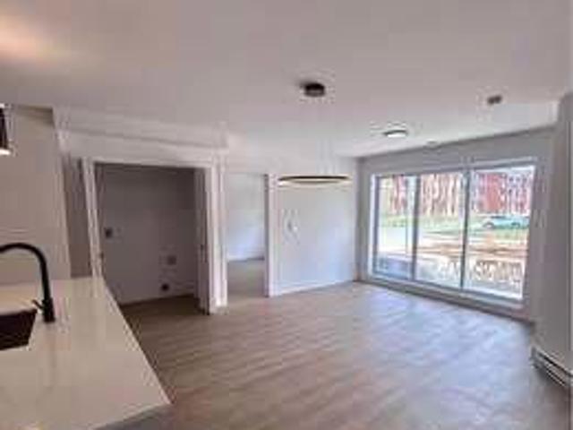 Apartment for rent in Sainte-Rose, Laval (région administrative)