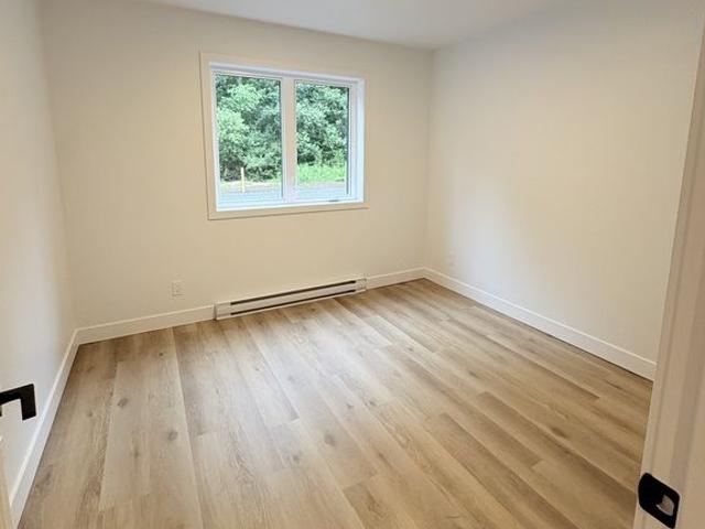 Apartment for rent in Le Val-saint-françois, Quebec