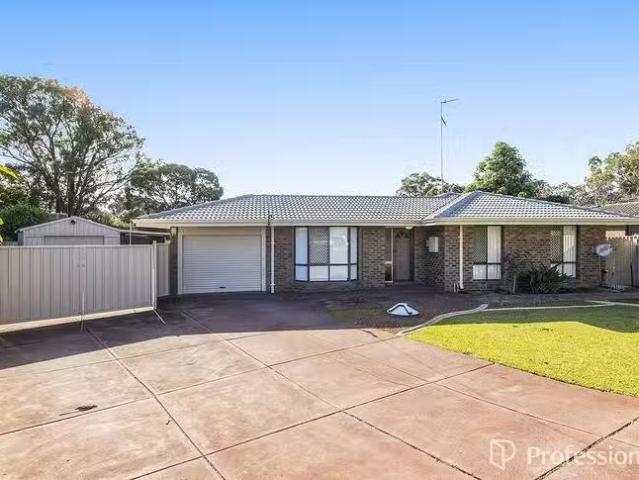 House for rent in Greenfields