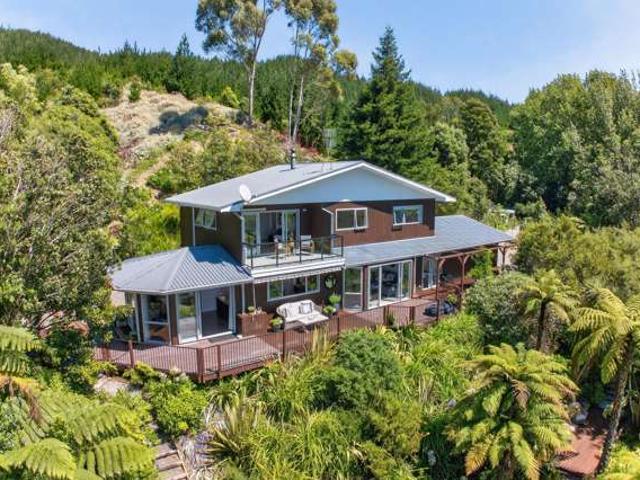 House for sale in Paraparaumu, Wellington