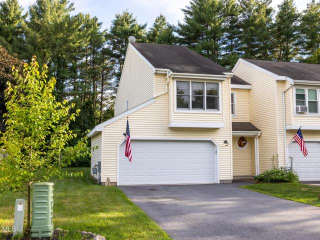 Townhouse for sale in Cleverdale, New York