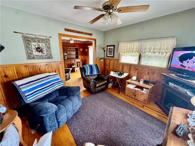 House for sale in Oneida, New York