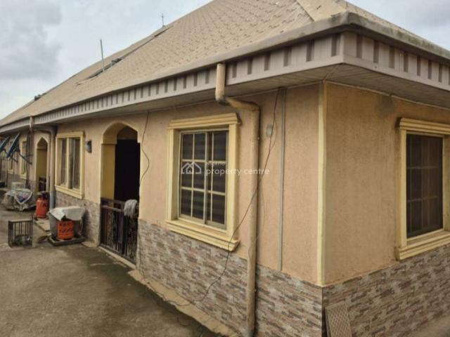Flat for sale in Ikorodu, Lagos