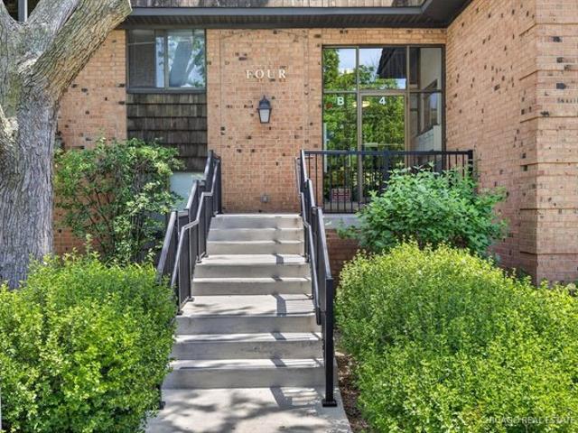 Condo for sale in Buffalo Grove, Illinois