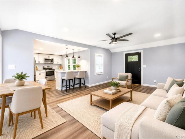 House for sale in Coram, Town of Brookhaven