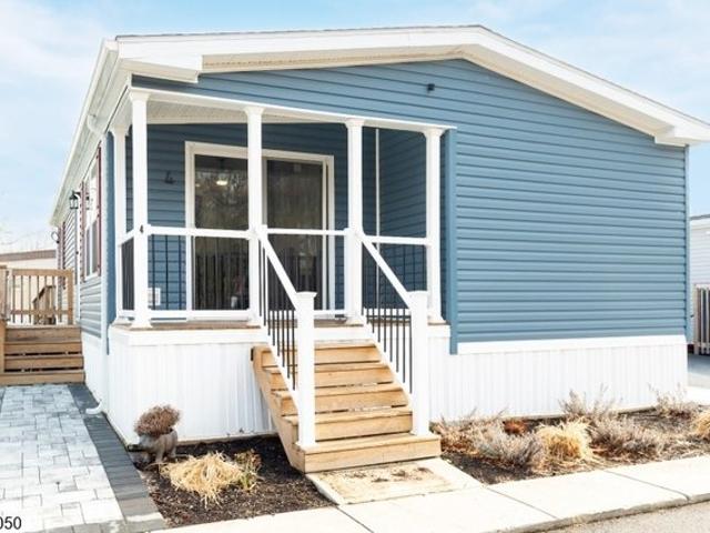 House for sale in Dayton, New Jersey
