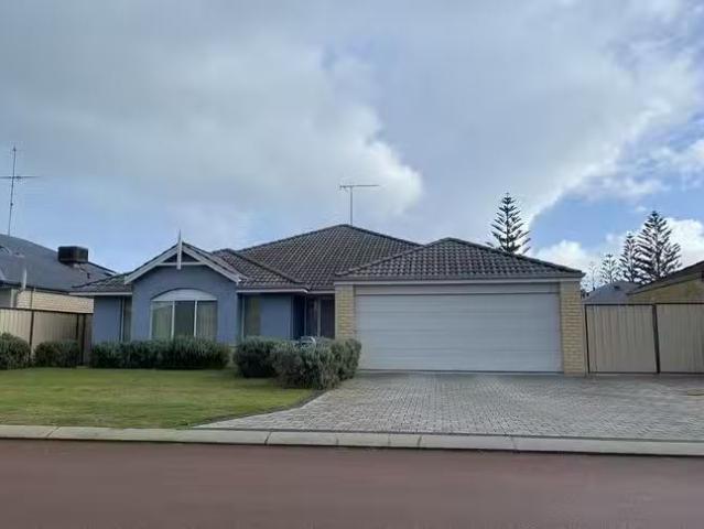 House for rent in Falcon