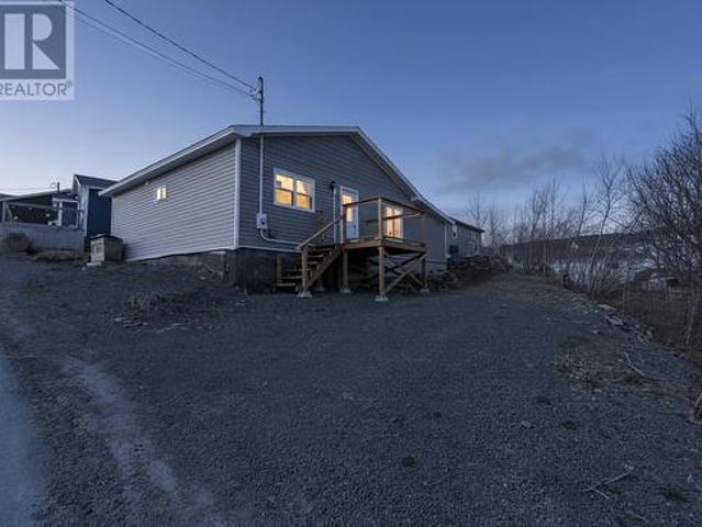 House for sale in Upper Island Cove, Newfoundland And Labrador