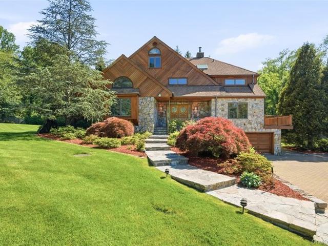 House for sale in Chappaqua, New York