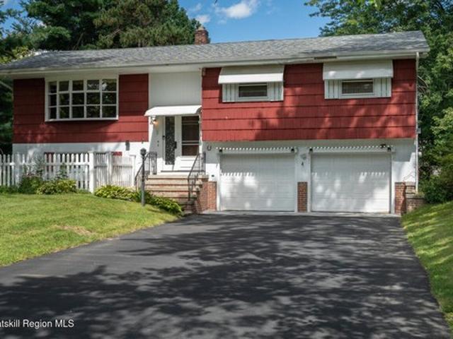 House for sale in Village of Kinderhook, Town of Kinderhook