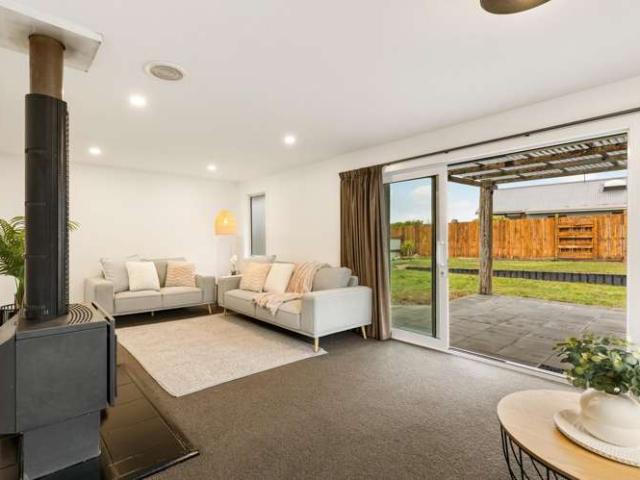 House for sale in Otakou