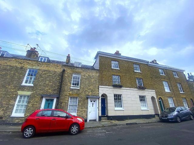 Apartment for rent in St. Mildred's, The Bridge