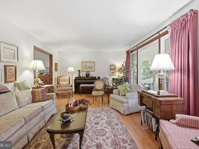 House for sale in Glen Westover, Elkton