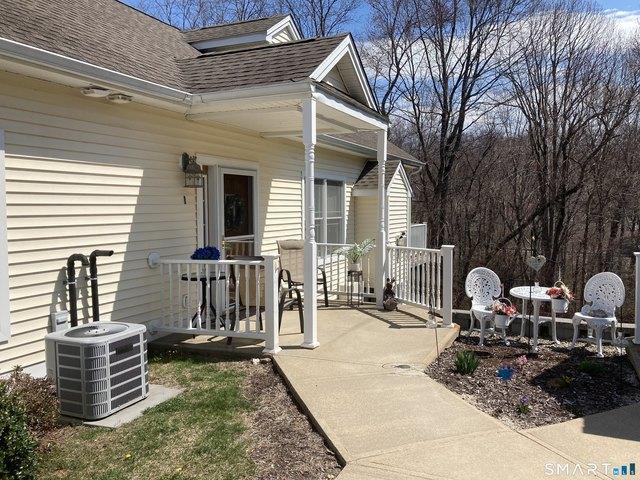 Condo for sale in Wolcott, Connecticut