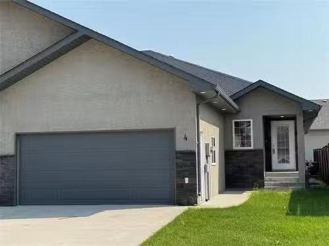 House for sale in Steinbach, Manitoba