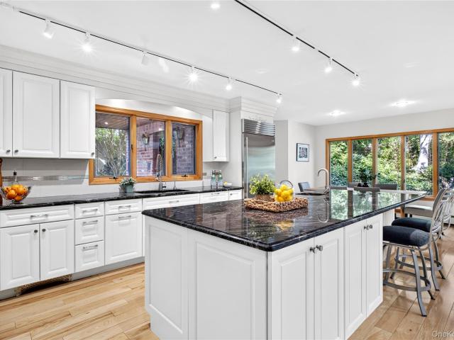 House for sale in Harbor Hills Section 1, Village of Great Neck