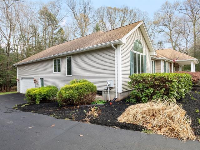 House for sale in Hampden, Massachusetts