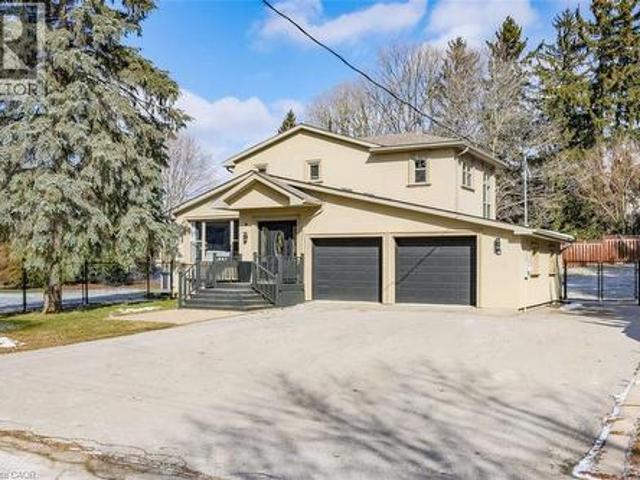 House for sale in Ancaster, Ontario