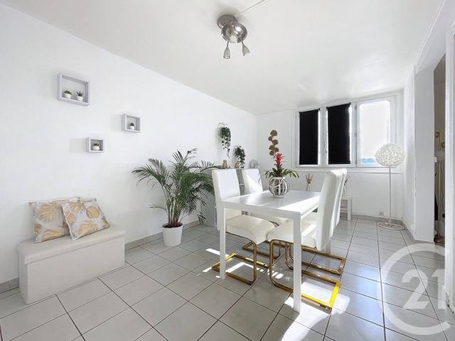 Appartement location à Bagnols-sur-Cèze, Gard