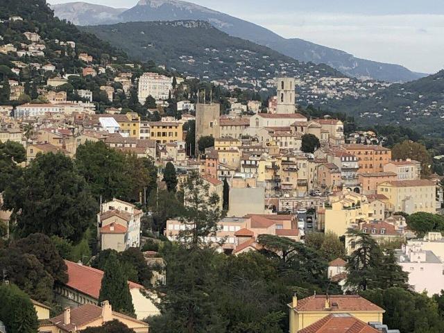 Appartement location à Les Plaines de Malbosc, Grasse