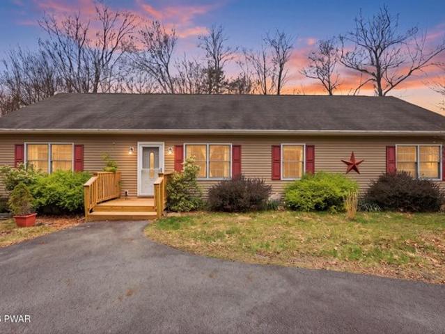 House for sale in Hawley, Pennsylvania