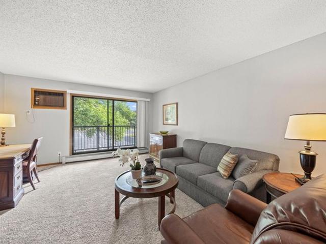 Condo for sale in Ramsey, Minnesota
