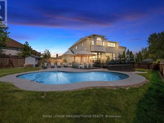 House for sale in Ancaster, Ontario