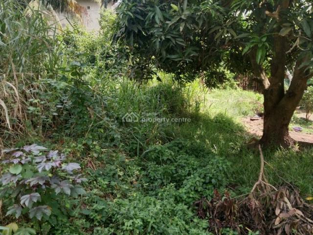 Commercial for sale in Magboro, Ogun