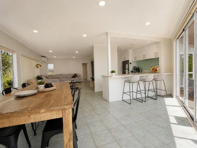 House for rent in Whangaparaoa, Oroua County