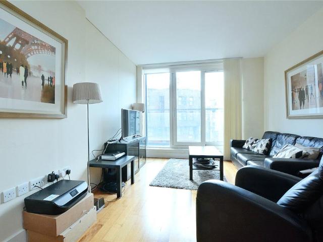 Apartment for rent in Paddington, Greater London