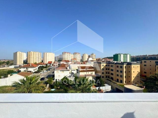 Apartamento venda em Alenquer (Santo Estêvão e Triana), Alenquer