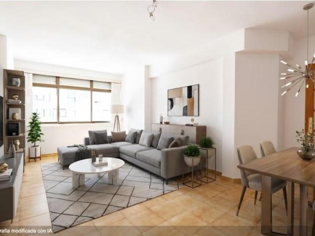 Apartamento venda em Almada, Setúbal