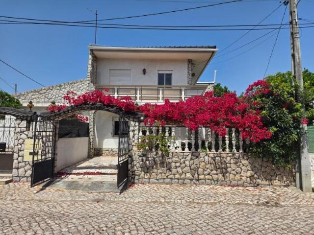 Casa alugar em Almada, Setúbal