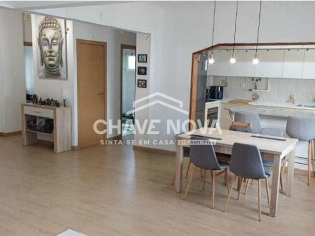 Apartamento venda em Almada, Setúbal
