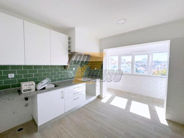 Apartamento alugar em Almada, Setúbal