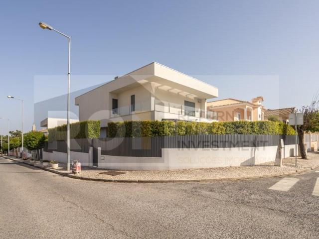 Casa venda em Almada, Setúbal