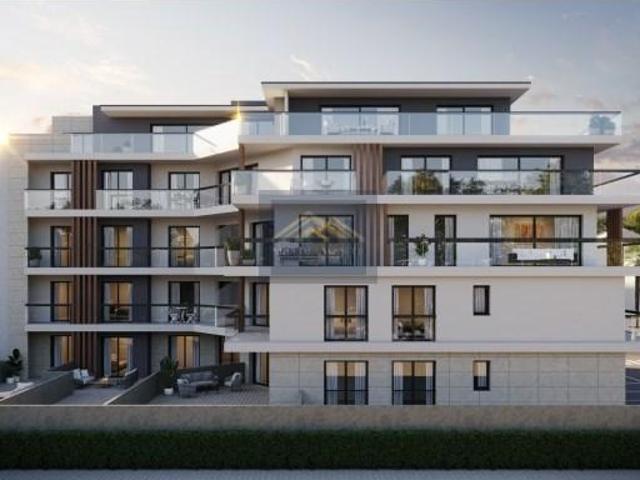 Apartamento venda em Almada, Setúbal