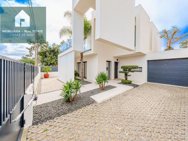 Casa venda em Herdade da Aroeira, Almada