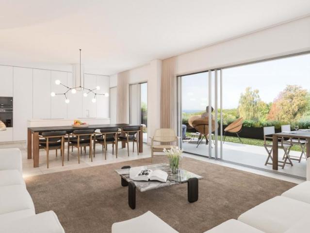 Apartamento venda em Almada, Setúbal