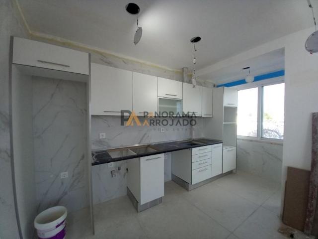 Apartamento venda em Almada, Setúbal