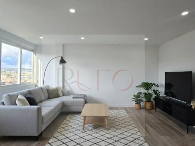 Apartamento venda em Amadora, Lisboa