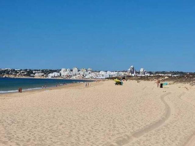 Apartamento venda em Armação De Pêra, Faro