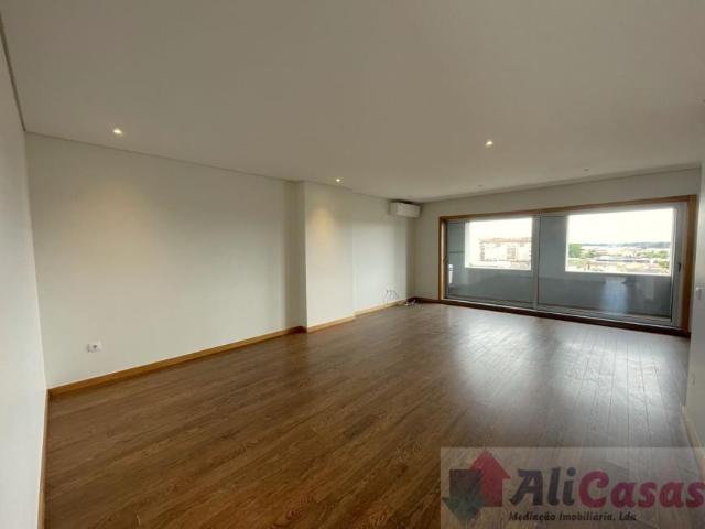Apartamento alugar em Matosinhos de Baixo, Ovar