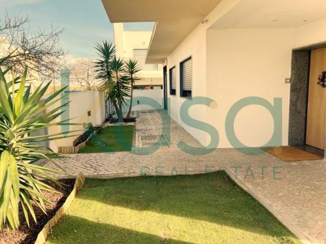 Casa venda em Cidade Sol, Santo António Da Charneca