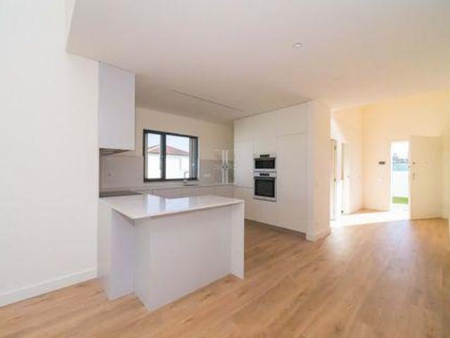 Casa venda em Benavente, Santarém