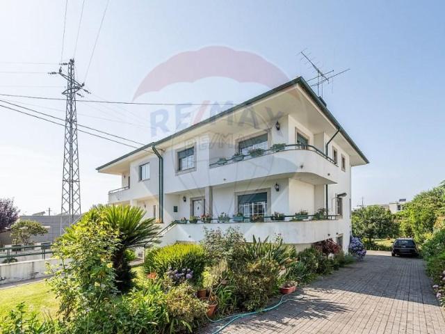 Casa venda em Merelim (São Pedro) e Frossos, Braga