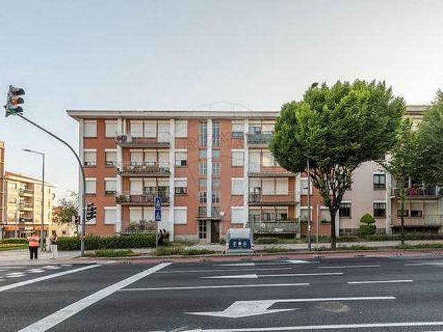 Apartamento alugar em Braga (São José de São Lázaro e São João do Souto), Braga