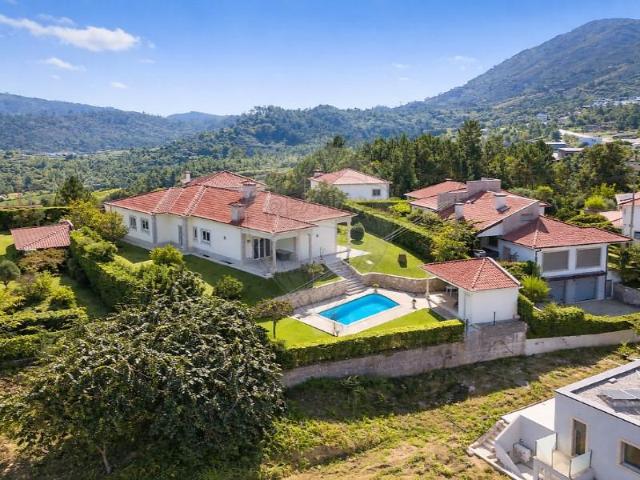 Casa venda em Cabeceiras De Basto, Braga